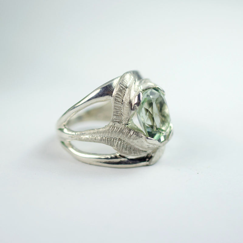 CAHIA Handcarved Botanical Ring with Gemstone - Victoria von Stein 